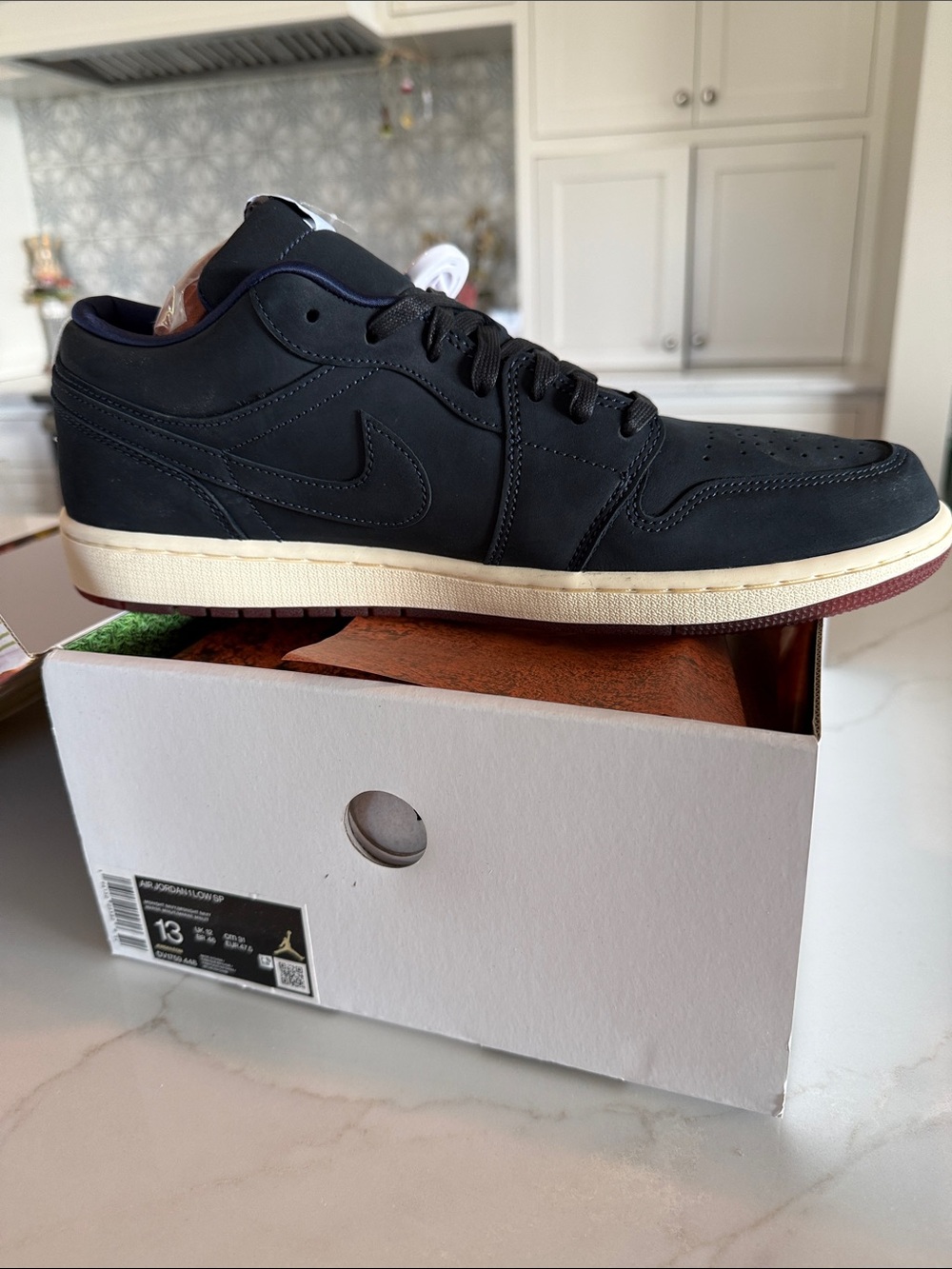 Nike Black Low-Top Sneakers with Cream Midsole and Maroon Outsole